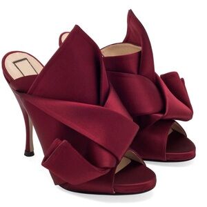 😍🌹NO.21 “Ronny” Burgundy Satin Heels (wedding season) 😍